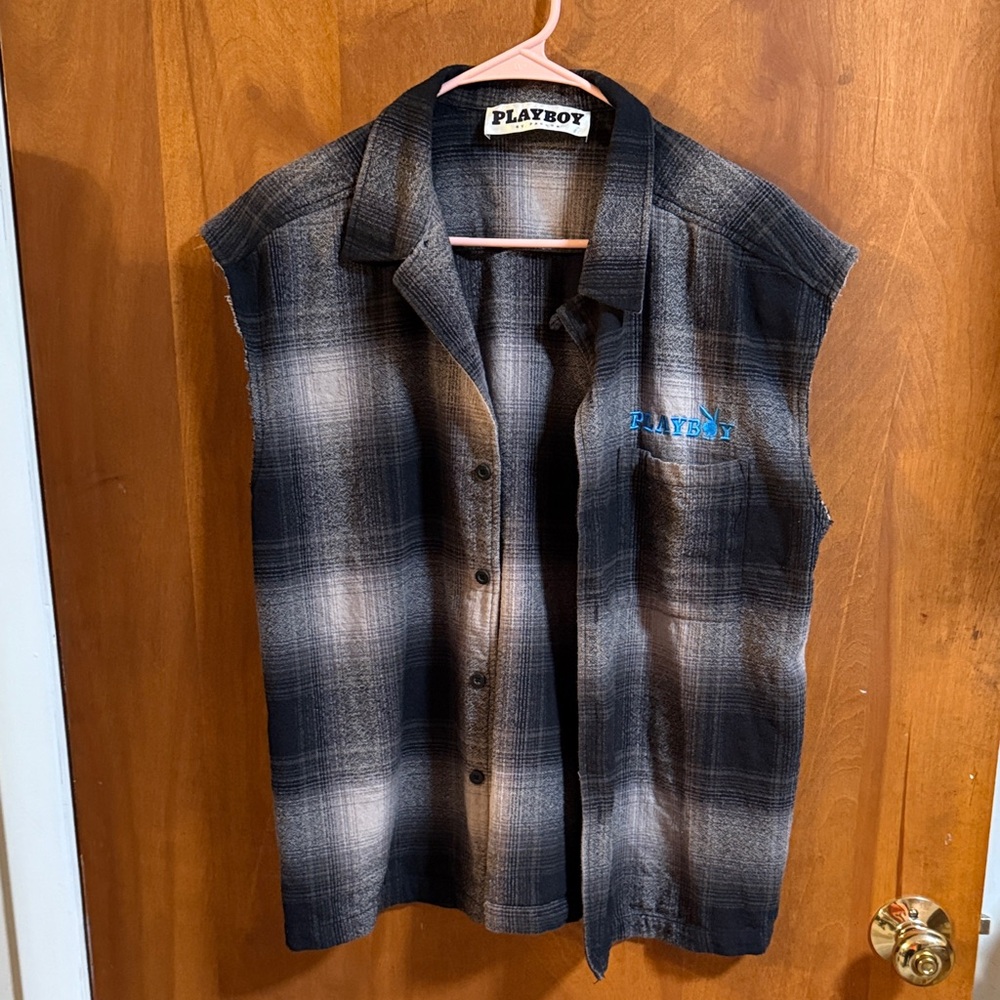 PLAYBOY Black and Gray Plaid Sleeveless Shirt
